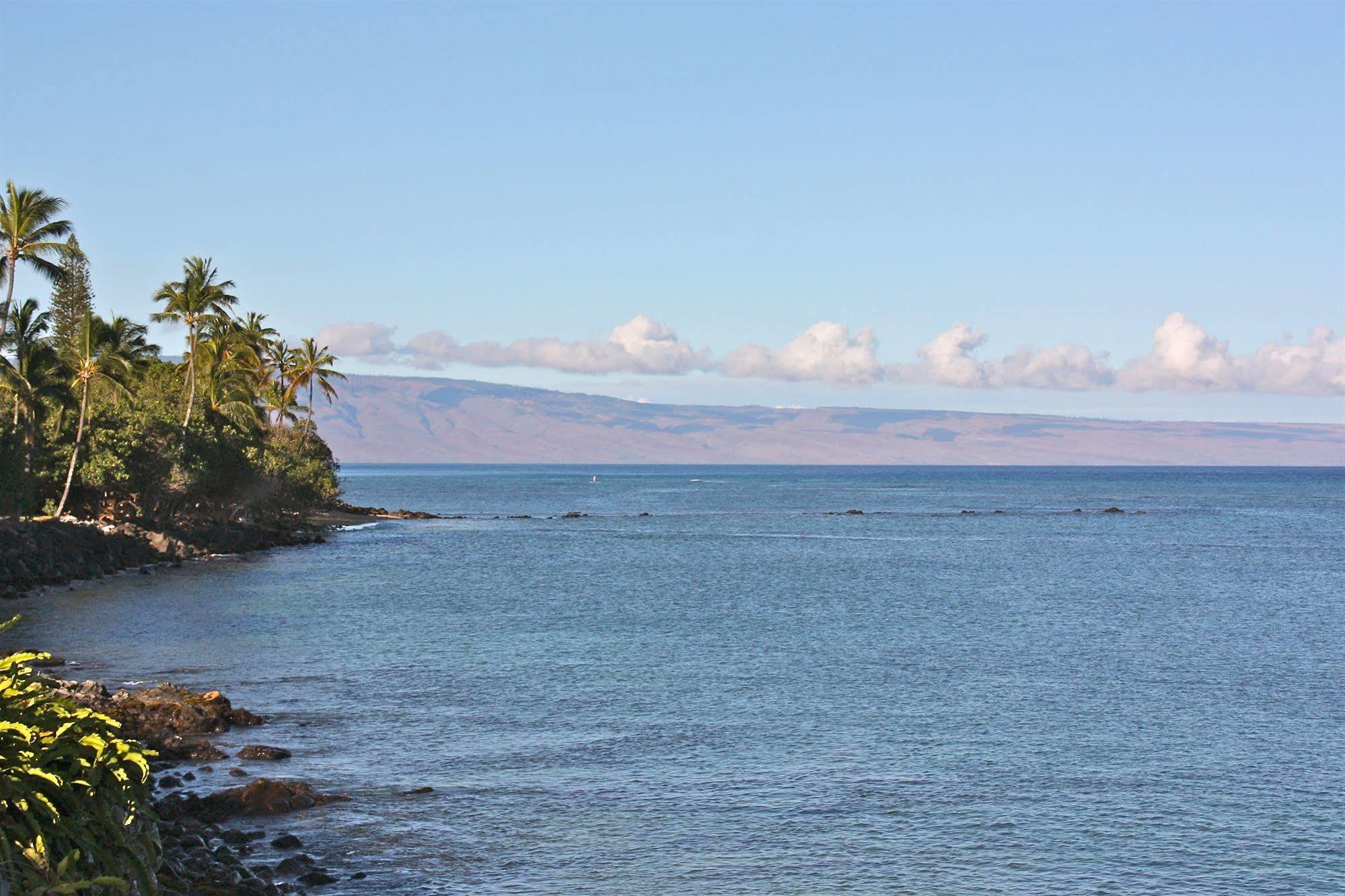 Maui Beach House B & B Kahana Exterior photo